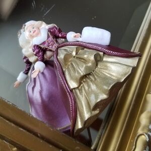 ❗Vintage 1996 Barbie Hallmark Keepsake Holiday Ornament❗